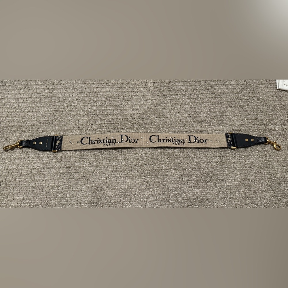 Dior: Blue Dior Oblique Embroidery Shoulder Strap with Ring - Picture 8 of 8
